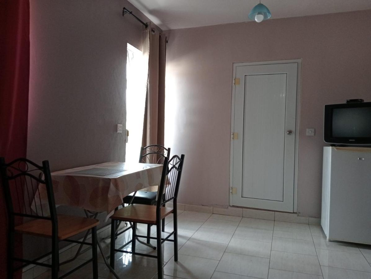 פרייבר Chetty Tourist Residence מראה חיצוני תמונה